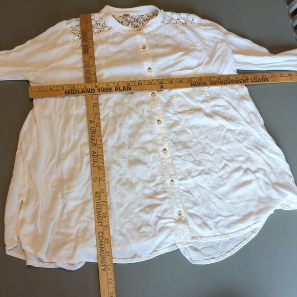 Free People The Best Button Front Blouse Womens XS White Gauze Crochet Boho - Picture 2 of 8